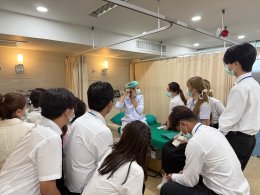 คลินิกการแพทย์แผนจีนหัวเฉียว เปิดบ้านต้อนรับนักศึกษามหาวิทยาลัยรังสิต และวิทยาลัยพยาบาลกองทัพเรือ ศึกษาดูงานแพทย์แผนจีน