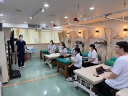 คลินิกการแพทย์แผนจีนหัวเฉียว จัดพิธีปฐมนิเทศนักศึกษาฝึกงาน คณะการแพทย์แผนจีน รุ่นที่ 17 มหาวิทยาลัยหัวเฉียวเฉลิมพระเกียรติ