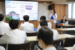 คลินิกการแพทย์แผนจีนหัวเฉียวให้การต้อนรับคณาจารย์และนักศึกษาต่างชาติ (Short course training in Thai traditional medicine for Kyung Hee University ประเทศเกาหลีใต้) จากสถานการแพทย์แผนไทยประยุกต์ คณะแพทยศาสตร์ศิริราชพยาบาล มหาวิทยาลัยมหิดล