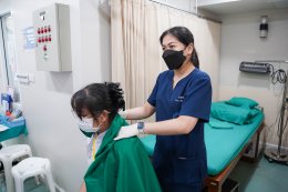 คลินิกการแพทย์แผนจีนหัวเฉียว ต้อนรับคณะอาจารย์และนักศึกษาหลักสูตรแพทย์แผนไทยประยุกต์ มหาวิทยาลัยมหิดล