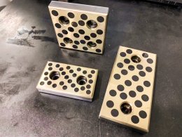 แวร์เพลททองเหลือง (Wear Plates),สไลด์เพลททองเหลือง (Slide Plates)