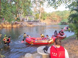 ล่องแก่งเรือยาง แม่น้ำเพชรบุรี