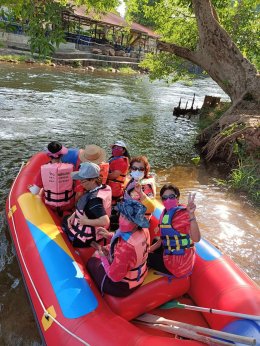 ล่องแก่งเรือยาง แม่น้ำเพชรบุรี