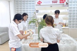 สายตาเริ่มพร่ามัว! ชวนแก๊งเพื่อนยกก๊วนมาตัดแว่นตาที่ ร้านแว่นตา Jackal เชียงใหม่