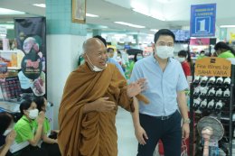 กิจกรรม " พระธรรมเทศนายามบ่าย " พร้อมบริจาคปัจจัยและ สิ่งของช่วยเหลือ วัดพระบาทน้ำพุ จังหวัดลพบุรี