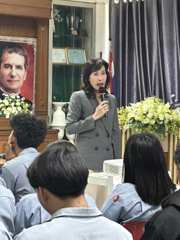 แนะแนวการศึกษาต่อระดับปริญญาตรี ณ โรงเรียนศึกษานารีวิทยา