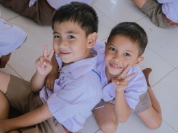 กิจกรรม สอนน้องพอเพียง ณ โรงเรียนวัดหนองมะค่า อำเภอโพธาราม จังหวัดราชบุรี