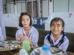กิจกรรม สอนน้องพอเพียง ณ โรงเรียนวัดหนองมะค่า อำเภอโพธาราม จังหวัดราชบุรี