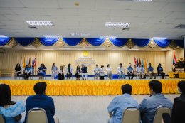 โครงการปัจฉิมนิเทศนักศึกษาคณะบริหารธุรกิจ | BASAU MOVE ON