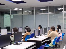 โครงการ UpSkill & ReSkill "LINE OA × AI Business Studio"