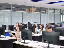 โครงการ UpSkill & ReSkill "LINE OA × AI Business Studio"