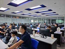 โครงการ UpSkill & ReSkill "LINE OA × AI Business Studio"