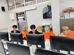 การอบรม "การประยุกต์ใช้ AI ในการทำธุรกิจและทำสื่ออย่างสร้างสรรค์"  โดยร่วมกับวัดอุดมรังสี เขตหนองแขม