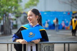 "ยินดีกับความสำเร็จที่แลกมาด้วยความมุ่งมั่น"