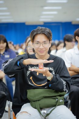 พิธีไหว้ครูและพิธีบายศรีสู่ขวัญ ในงาน Fresh Start ก้าวแรกสู่ชีวิตนักศึกษาใหม่ สำหรับนักศึกษาภาคสมทบ รหัส 68