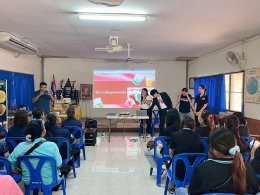 โครงการบริการวิชาการ ในหัวข้อ "การเพิ่มมูลค่าสินค้า, การต่อยอดเรือจำลองให้เป็นสินค้าพรีเมียม, การสร้างสรรค์สินค้าจากฝาขวดน้ำ" ณ ชุมชนบางหญ้าแพรก จ.สมุทรสาคร