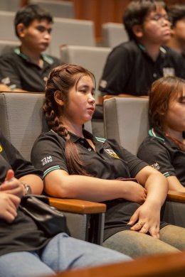 ศึกษาดูงานนอกสถานที่ ณ บริษัท ซีพีแรม จํากัด จังหวัดปทุมธานี