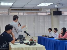 กิจกรรม "Ready To Work เตรียมความพร้อมสู่โลกอาชีพ" แก่นักศึกษาชั้นปีที่ 1 กลุ่ม1B1