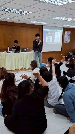 กิจกรรมเสริมทักษะปฏิบัติเทคโนโลยีสู่เส้นทางสายอาชีพ ให้นักศึกษาชั้นปีที่ 4 สาขาวิชาการจัดการนวัตกรรมการค้า