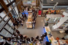 การศึกษาดูงานและเยี่ยมชมร้าน 7-Eleven สาขาธาราพัทยา (7-Eleven Thara Pattaya Branch) จังหวัดชลบุรี ของนักศึกษาสาขาวิชาการจัดการนวัตกรรมการค้า