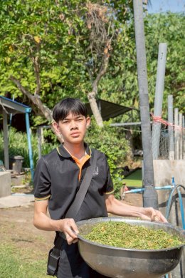 โครงการ "พัฒนาศักยภาพบัณฑิตผ่านการบูรณาการการเรียนรู้ วิจัย และวัฒนธรรม" ณ ฟาร์มไก่ไข่อารมณ์ดี by น้องมด และน้องมดเจริญการค้า อ.สวนผึ้ง จ.ราชบุรี 