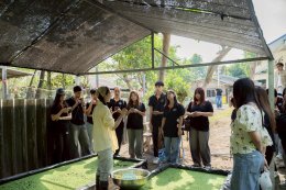 โครงการ "พัฒนาศักยภาพบัณฑิตผ่านการบูรณาการการเรียนรู้ วิจัย และวัฒนธรรม" ณ ฟาร์มไก่ไข่อารมณ์ดี by น้องมด และน้องมดเจริญการค้า อ.สวนผึ้ง จ.ราชบุรี 