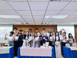กิจกรรมส่งเสริมทักษะและประสบการณ์ให้แก่นักศึกษาชั้นปีที่ 1 สาขาวิชาการจัดการนวัตกรรมการค้า ภายใต้หัวข้อ "มือใหม่หัดเปิดร้านดิจิทัล" 