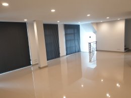 EHL-233835 ให้เช่า อาคาร โฮมออฟฟิต ทั้งหลัง 
