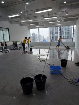 งาน Big Cleaning อาคารสูง  - บริษัท เซเว่นโซลูชั่น จำกัด