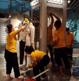 Big Cleaning ร้านค้าในห้างสรรพสินค้า