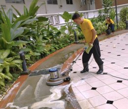 ขจัดคราบฝังลึก ขัดพื้นเงางาม ด้วยบริการ Big Cleaning จากมืออาชีพ