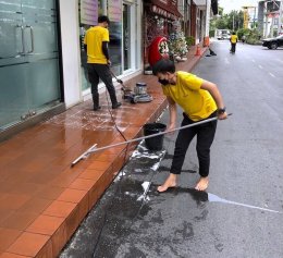 บริการทำความสะอาดลานจอดรถ พื้นที่ขนาดใหญ่ ด้วยคลีนนิ่งโซลูชั่น