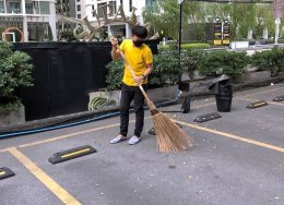 บริการทำความสะอาดลานจอดรถ พื้นที่ขนาดใหญ่ ด้วยคลีนนิ่งโซลูชั่น