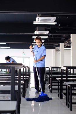 แม่บ้านสัญญาจ้างรายปี ดูแลพื้นที่อย่างต่อเนื่อง ด้วยทีมงานมืออาชีพจาก Cleaning Solution