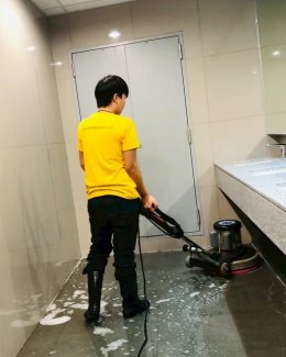 เปลี่ยนพื้นที่ไซต์งานให้เป็นออฟฟิศในฝัน เก็บรายละเอียดความสะอาดครบทุกจุดก่อนเริ่มงาน