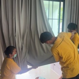 บริการ Big Cleaning บ้านเดี่ยวจัดการคราบฝังแน่นลานจอดรถและฝุ่นสะสมบนมุมสูงอย่างหมดจด