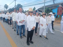 ร่วมเดินขบวนแห่รูปเหมือนครูบาศรีวิชัย เดินธรรมยาตรา เทสสันตรี