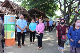 เข้าร่วมพิธีเปิด กาดชุมชนวิถีคนยอง ตำบลหนองยวง อำเภอเวียงหนองล่อง จังหวัดลำพูน