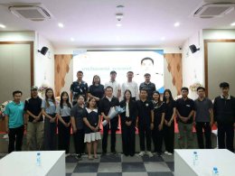 ร่วมเดินทางส่งและแสดงความยินดีกับ นายวัฒนพงษ์ ตะยะพงค์ นายช่างไฟฟ้าชำนาญงาน