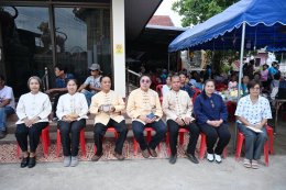 ร่วมพิธีทำบุญสรงน้ำพระธาตุเจดีย์ศรีม่วงต้นผึ้ง สรงน้ำดำหัวครูบาบุญคิด และสืบชะตาหลวงหมู่บ้าน(ใจ๋บ้าน)