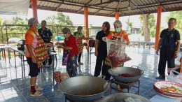 ลงพื้นที่ติดตามและประเมินผลการใช้จ่ายเงินอุดหนุนหมู่ที่ 9