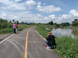 ลงพื้นที่สำรวจการชำรุดของถนนสายเรียบลำน้ำกวง 