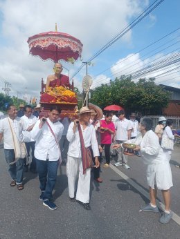 ร่วมเดินขบวนแห่รูปเหมือนครูบาศรีวิชัย เดินธรรมยาตรา เทสสันตรี