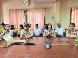 ร่วมกิจกรรมส่งท้ายอย่างเกษม (เหตุออกจากราชการด้วยเหตุลาออก) นางนุสรา ไชยชนะใหญ่ ผู้อำนวยการกองคลัง