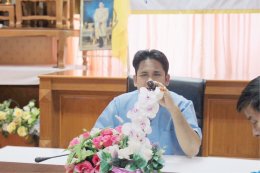 ร่วมให้การต้อนรับ คณะจากองค์การบริหารส่วนตำบลแม่ตื๋น ในโอกาสที่ได้เดินทางมาส่ง นายศตคุณ วรรณภิละ ซึ่งได้โอนย้ายมาดำรงตำแหน่ง เจ้าพนักงานป้องกันและบรรเทาสาธารณภัยปฏิบัติงาน สังกัด สำนักปลัดเทศบาลตำบลท่าเชียงทอง