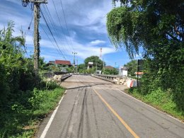 ดำเนินการเคลื่อนย้ายแท่งแบริเออร์ กระสอบทราย เพื่อเปิดสะพานบริเวณสะพานท่ากู่และสะพานหลังตลาดป่าซาง