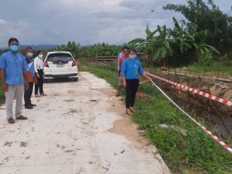 ลงพื้นที่ติดตามและสำรวจหน้างานการก่อสร้างโครงการ จ้างเหมา ซ่อมแซมดาดคอนกรีต คลองส่งน้ำ โรงสูบน้ำพลังไฟฟ้า หมู่ 2 บ้านสันมะกรูด