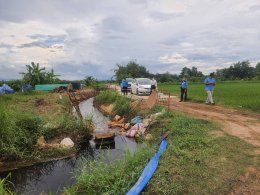 ลงพื้นที่ติดตามและสำรวจหน้างานการก่อสร้างโครงการ จ้างเหมา ซ่อมแซมดาดคอนกรีต คลองส่งน้ำ โรงสูบน้ำพลังไฟฟ้า หมู่ 2 บ้านสันมะกรูด