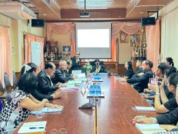 ร่วมต้อนรับและร่วมรับฟังการประเมินชมรมผู้สูงอายุเข้มแข็ง โดยได้รับการประเมินจาก คณะกรรมการประเมินชมรมผู้สูงอายุเข้มแข็ง