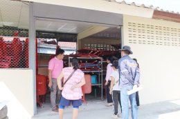 ลงพื้นที่ตรวจเยี่ยมโครงการซ่อมแซมอาคารจัดเก็บของหมู่ที่ 1